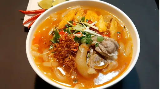 Bánh canh bao nhiêu calo – Mẹo ăn bánh canh không béo