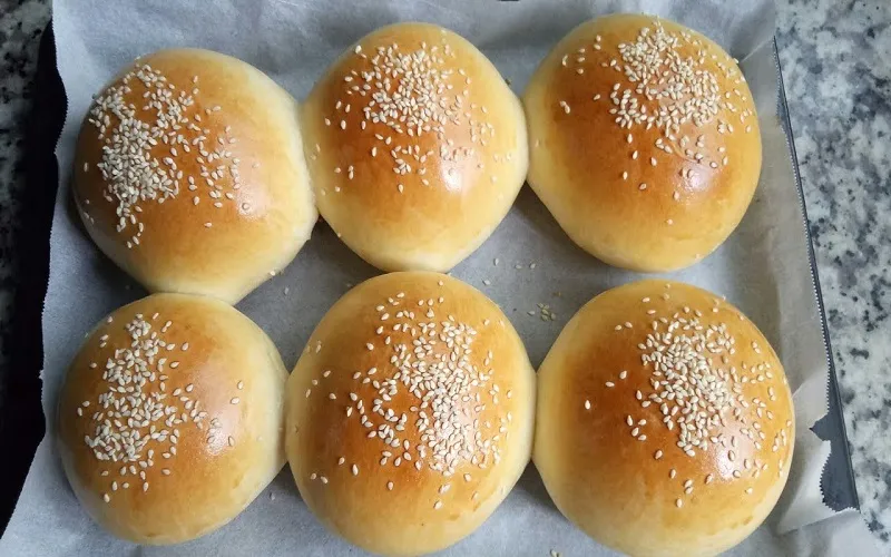 Bánh hamburger bao nhiêu calo – Mẹo ăn không sợ béo phì