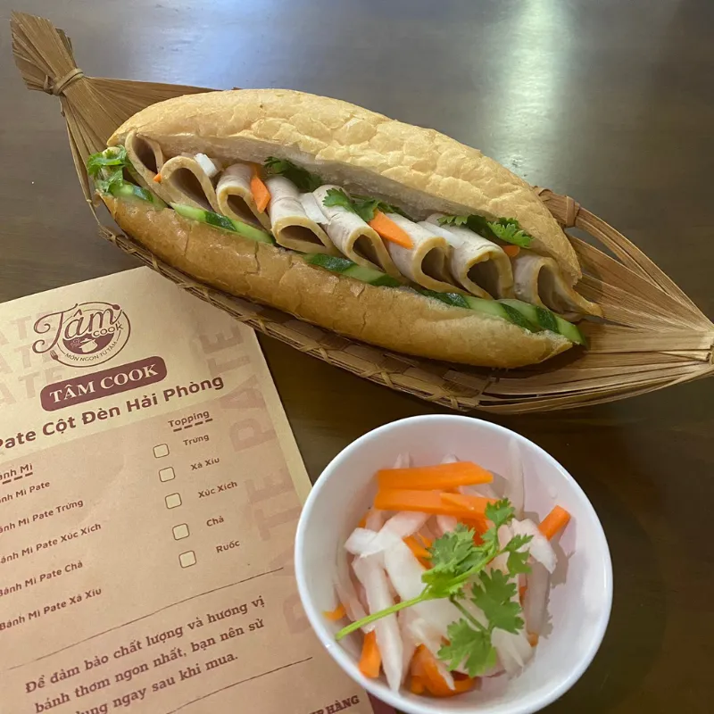 Bánh mì pate bao nhiêu calo – Bí quyết ăn bánh mì pate không béo