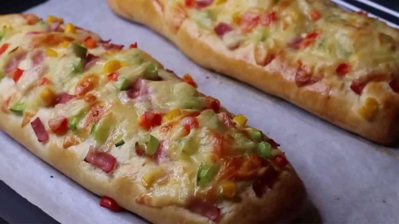 Bật mí cách làm pizza kiểu Thái thơm ngon thay bữa tối, cả nhà ai cũng thích mê