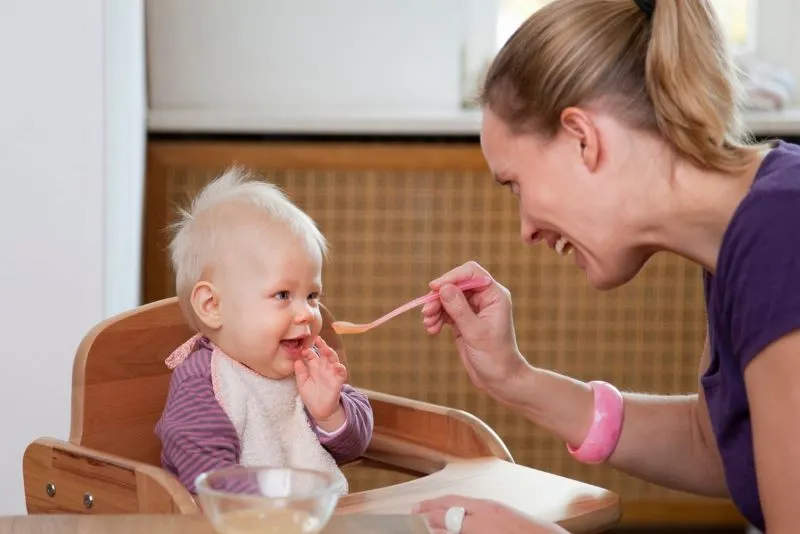 Bật mí cách nấu cháo lươn cho bé 2 tuổi đơn giản, mẹ vụng mấy cũng làm được