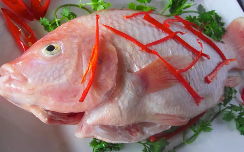 Cách nấu cháo cá diêu hồng với bí đỏ ai ăn cũng khen ngon