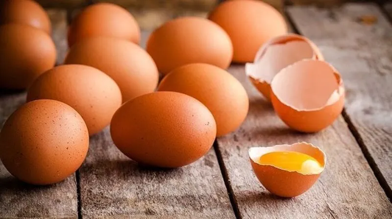 Cách nấu cháo trứng gà không tanh, thơm ngon dinh dưỡng cho bé yêu mau lớn