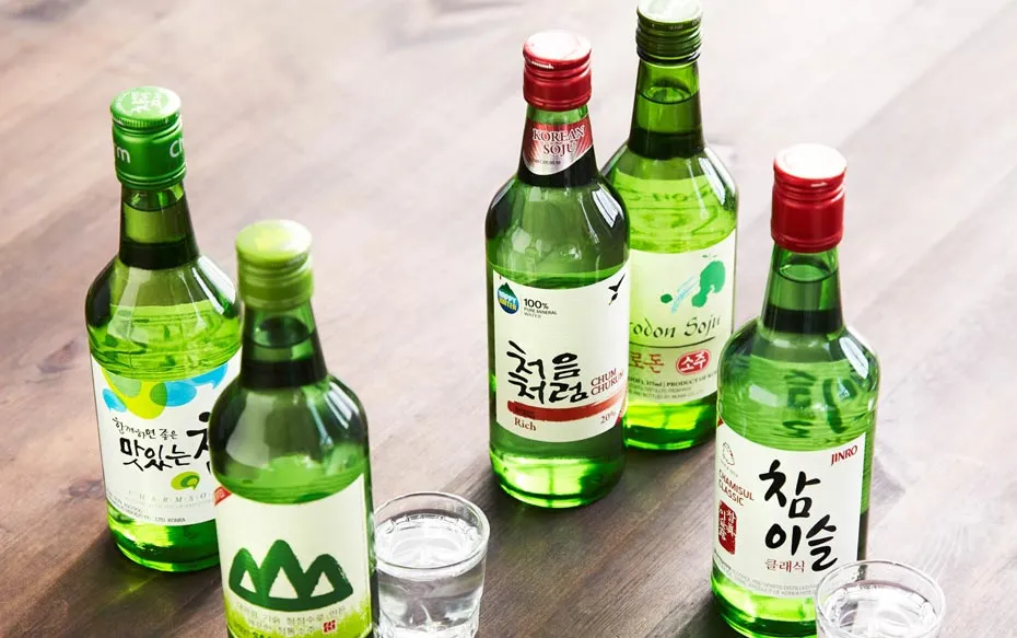 Rượu soju bao nhiêu độ? Bất ngờ về loại rượu nổi tiếng chưa ai nói của Hàn Quốc