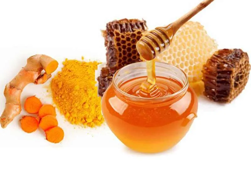 Tinh bột nghệ mật ong có tác dụng gì? Bí kíp tránh xa bệnh tật với bài thuốc quý