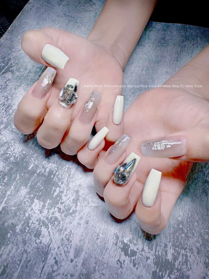 Top 10 Địa chỉ dạy nghề nail uy tín và chất lượng nhất Kon Tum