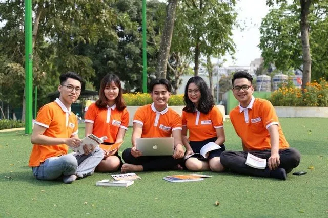 Top 4 So sánh việc học Đại Học và Cao Đẳng