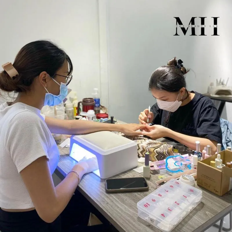 Top 6 Địa chỉ dạy nghề nail uy tín nhất quận Hoàn Kiếm, Hà Nội