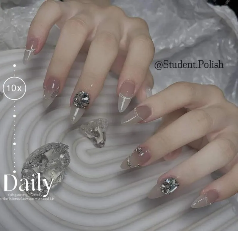 Top 8 Địa chỉ dạy nghề nail uy tín và chất lượng nhất TP. Quy Nhơn, Bình Định