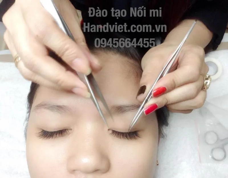 Top 9 Địa chỉ học nối mi chuyên nghiệp và uy tín tại Hà Nội